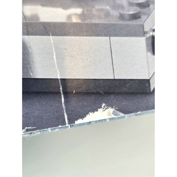 LEGO Star Wars Boarding the Tantive IV 75387 Exclusive 25th Anniversary Minifig - Picture 11 of 15